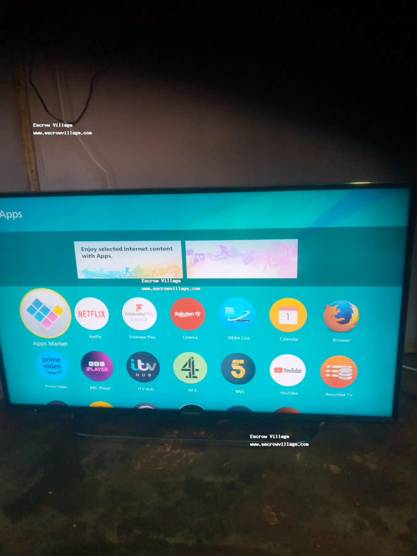 40 inches London used Panasonic smart TV